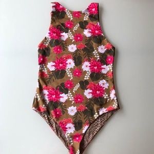 Acacia swimwear lei day France